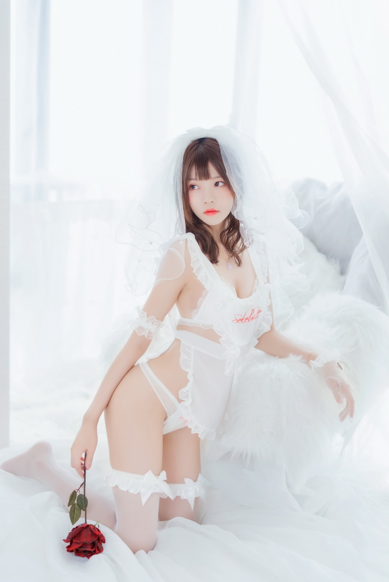[ 櫻桃喵 ] 白色圍裙 - (33P)
